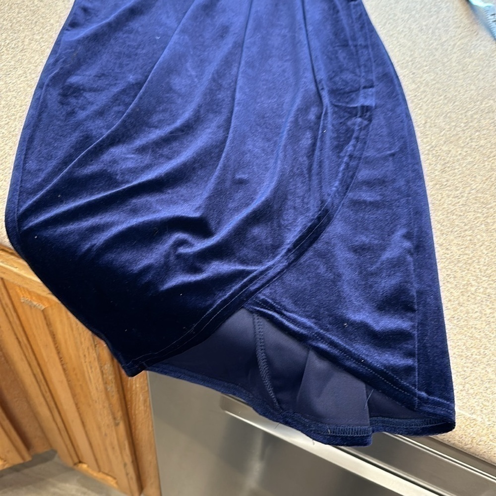 NWT NAVY BLUE party/wedding dress velvety size medium - Picture 6 of 8